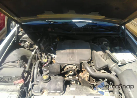 2010 Mercury Grand Marquis Ls (Fleet Only) from USA, damaged, VIN 2MEBM7FV0AX636752